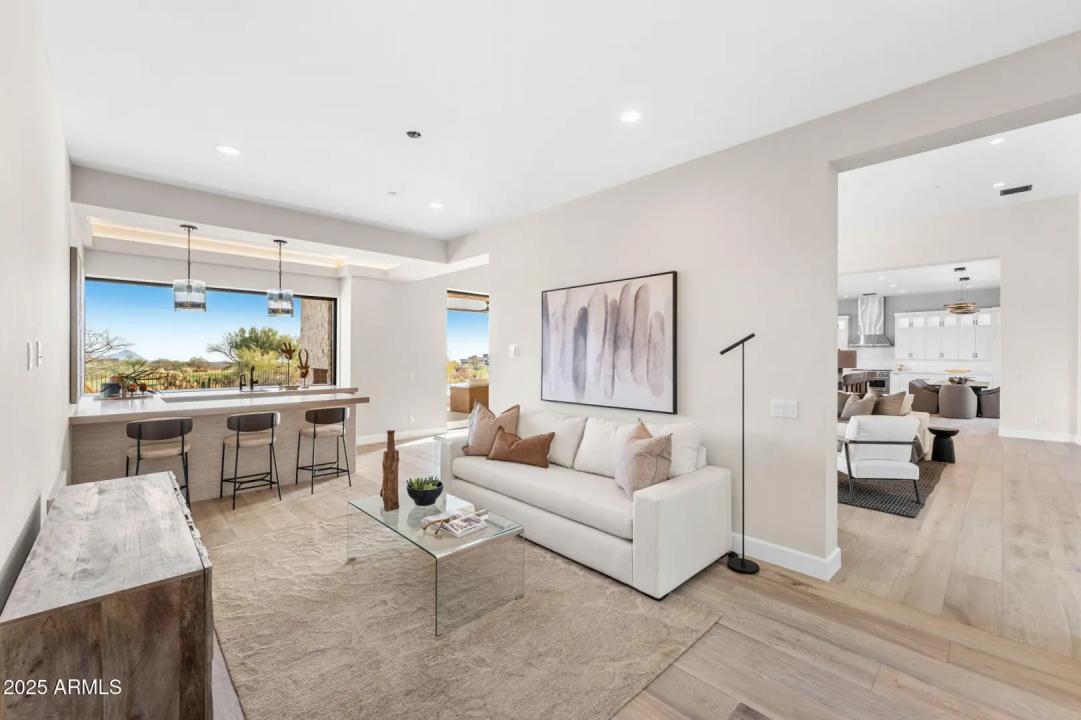 Real Estate Picture 28