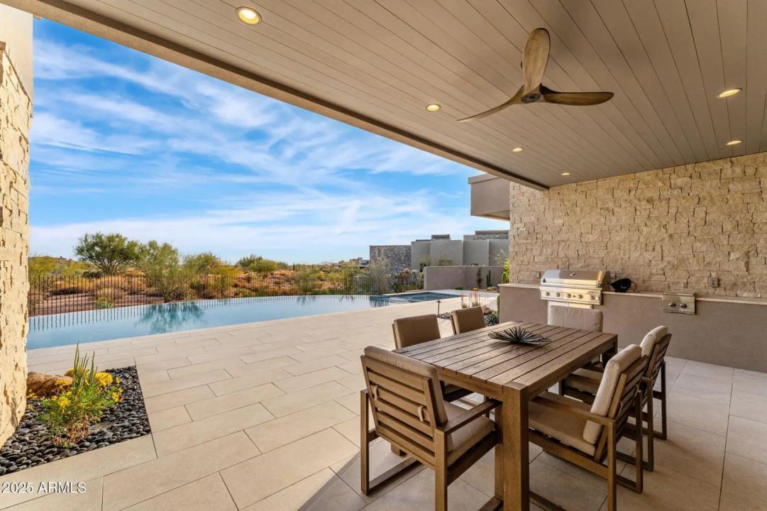 Real Estate Picture 36
