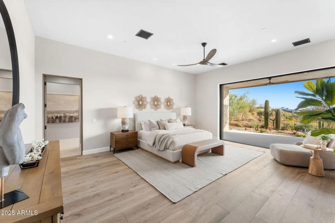 Real Estate Picture 42