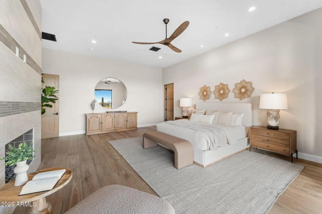 Real Estate Picture 46