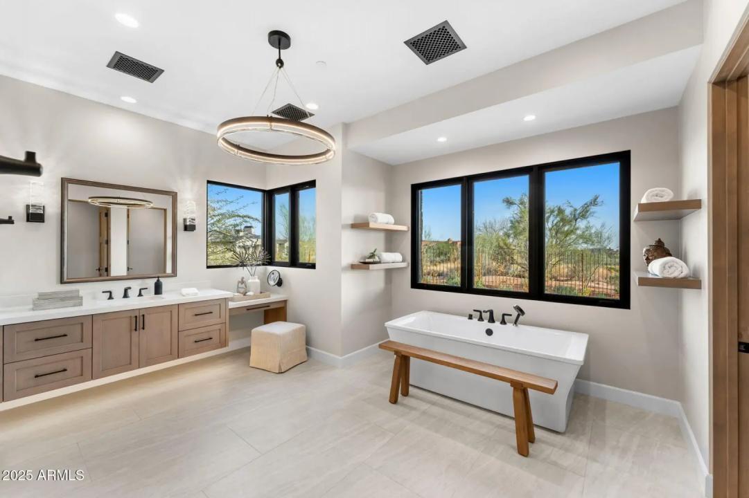Real Estate Picture 47