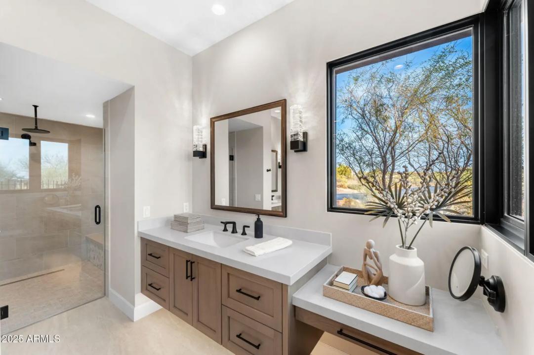 Real Estate Picture 48