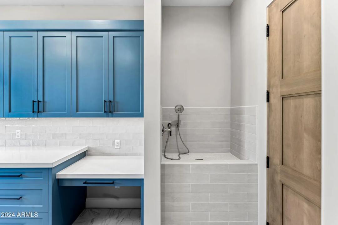 Real Estate Picture 64