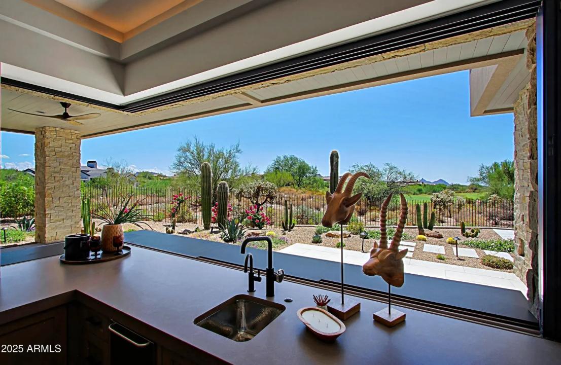 Real Estate Picture 30