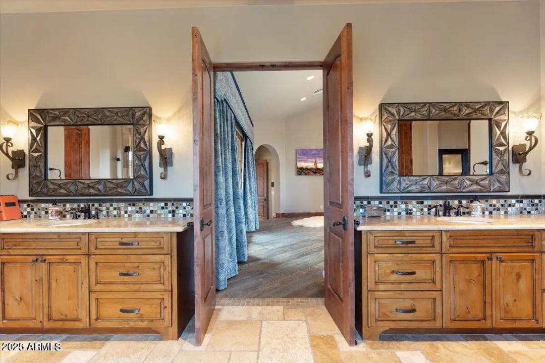 Real Estate Picture 58