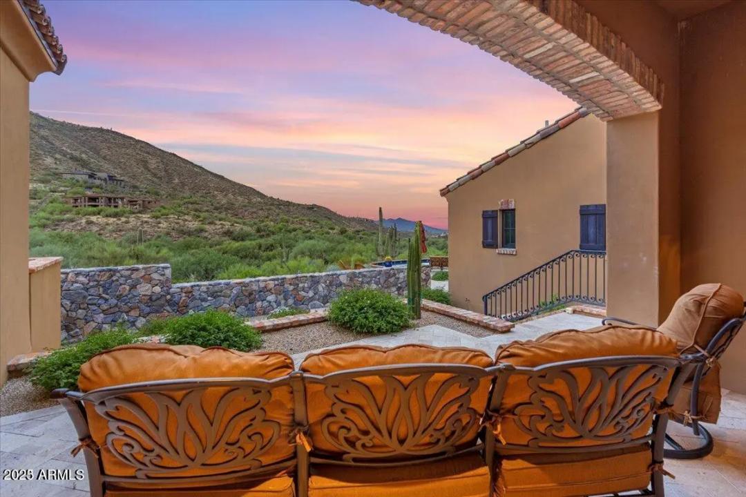 Real Estate Picture 98
