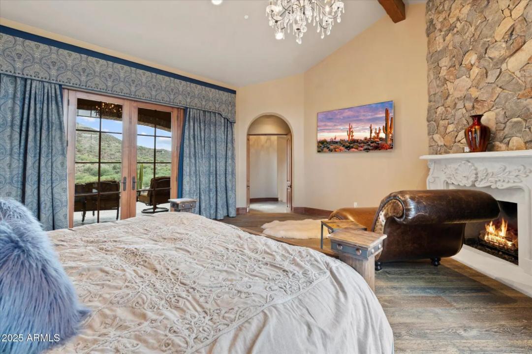 Real Estate Picture 30