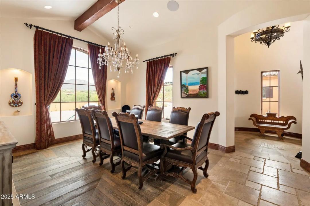 Real Estate Picture 17