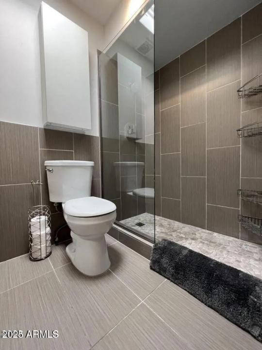 Real Estate Picture 18