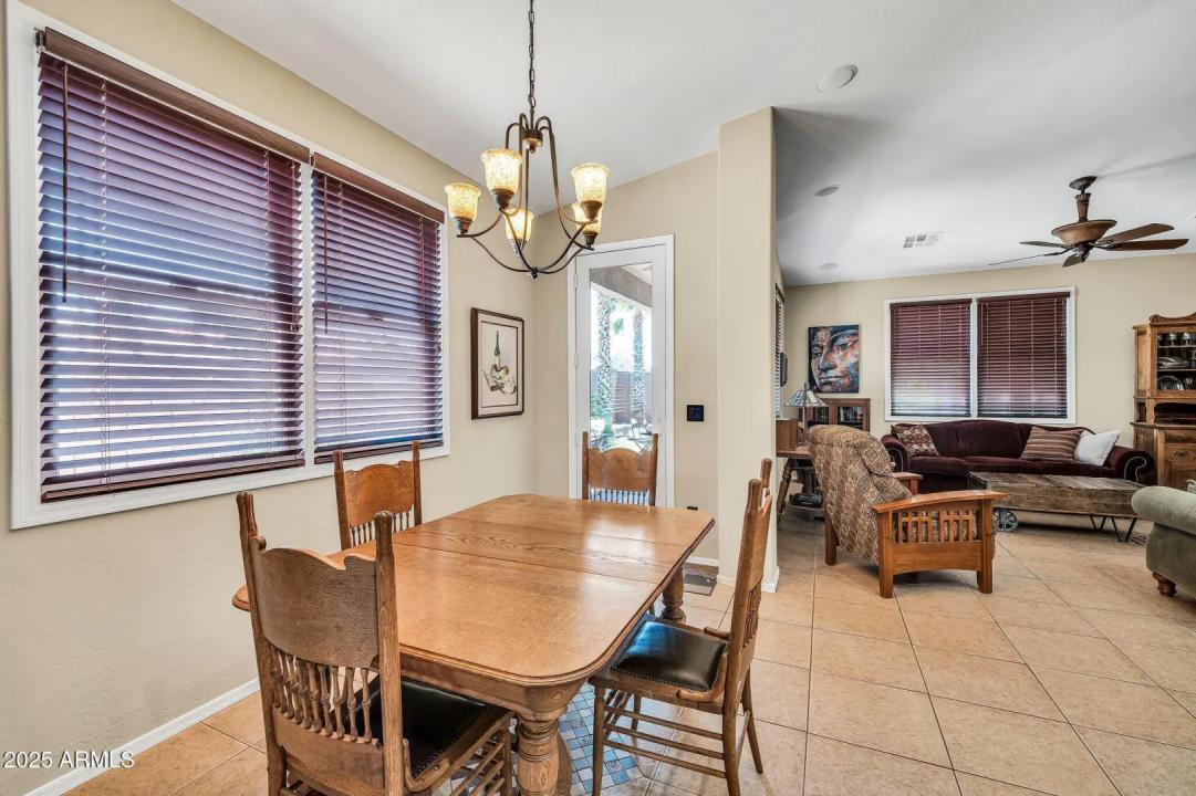 Real Estate Picture 9