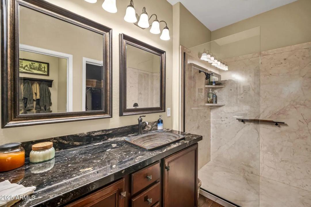 Real Estate Picture 26