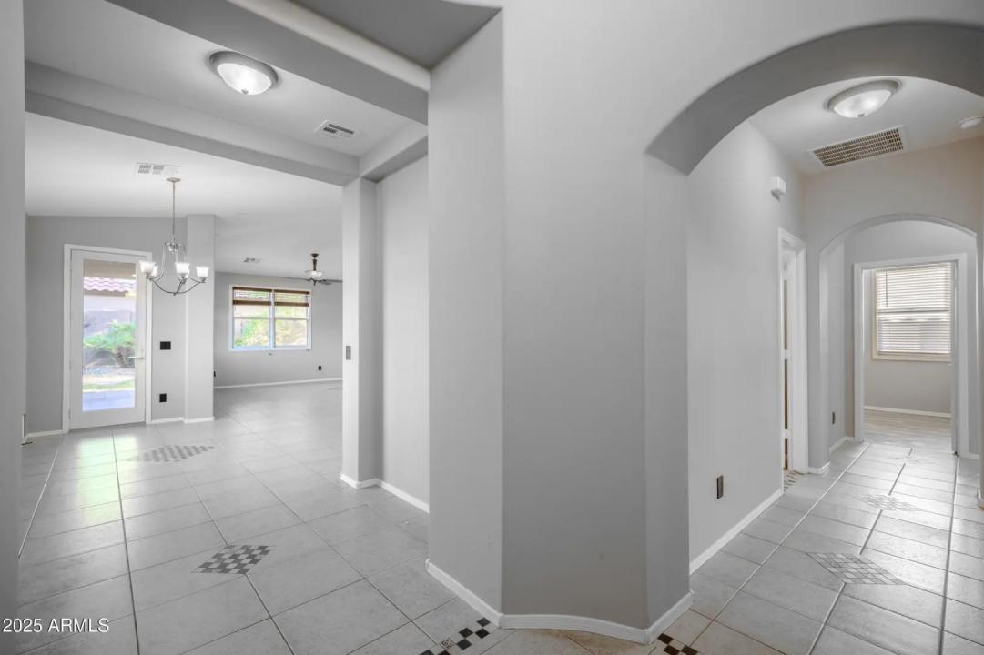 Real Estate Picture 6