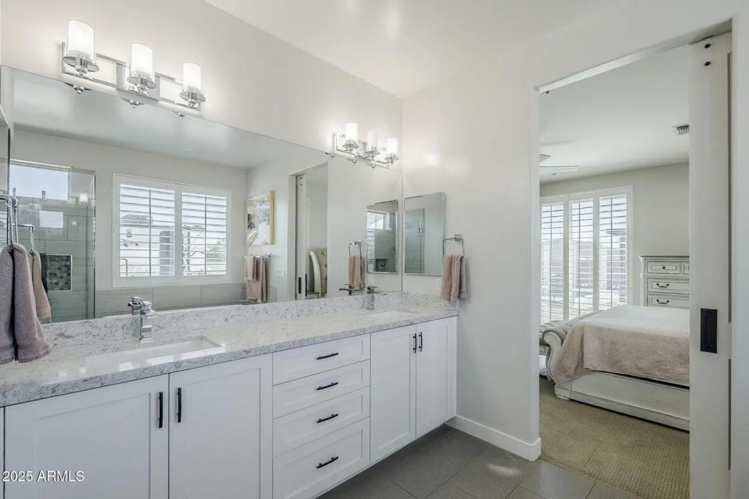 Real Estate Picture 32