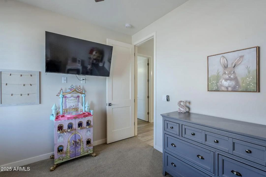 Real Estate Picture 35