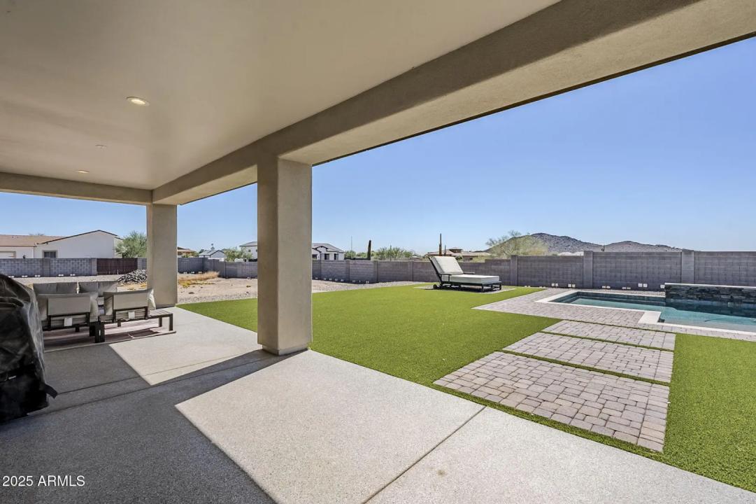 Real Estate Picture 41