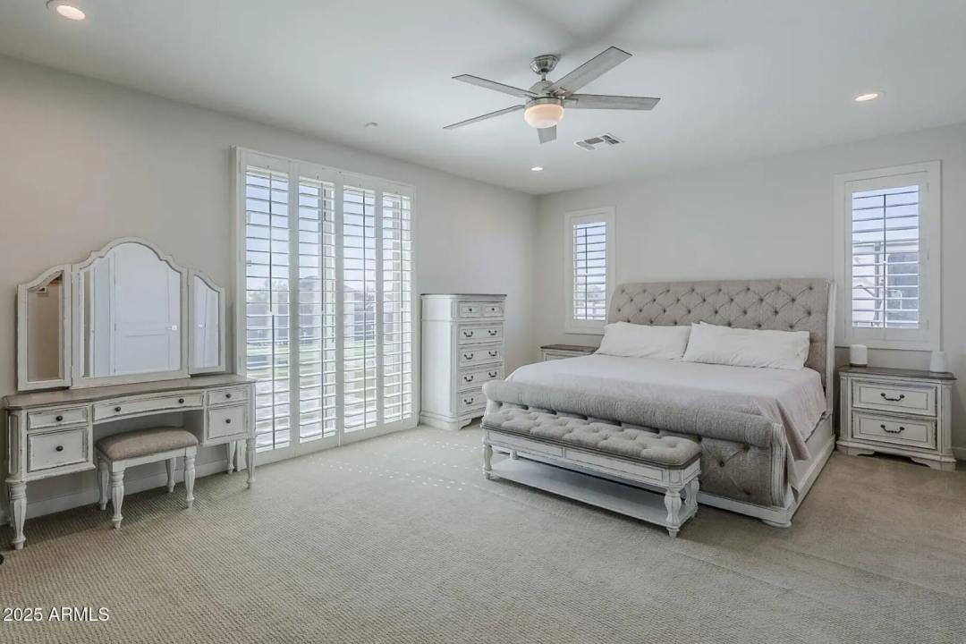 Real Estate Picture 6