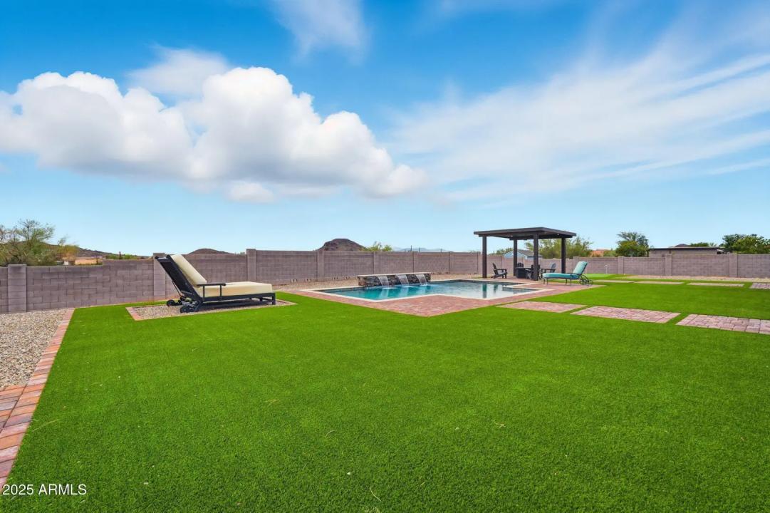 Real Estate Picture 60