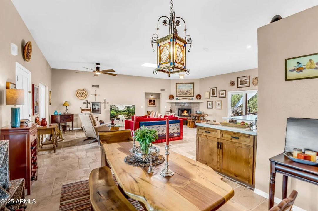 Real Estate Picture 19