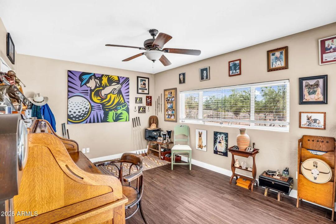 Real Estate Picture 26