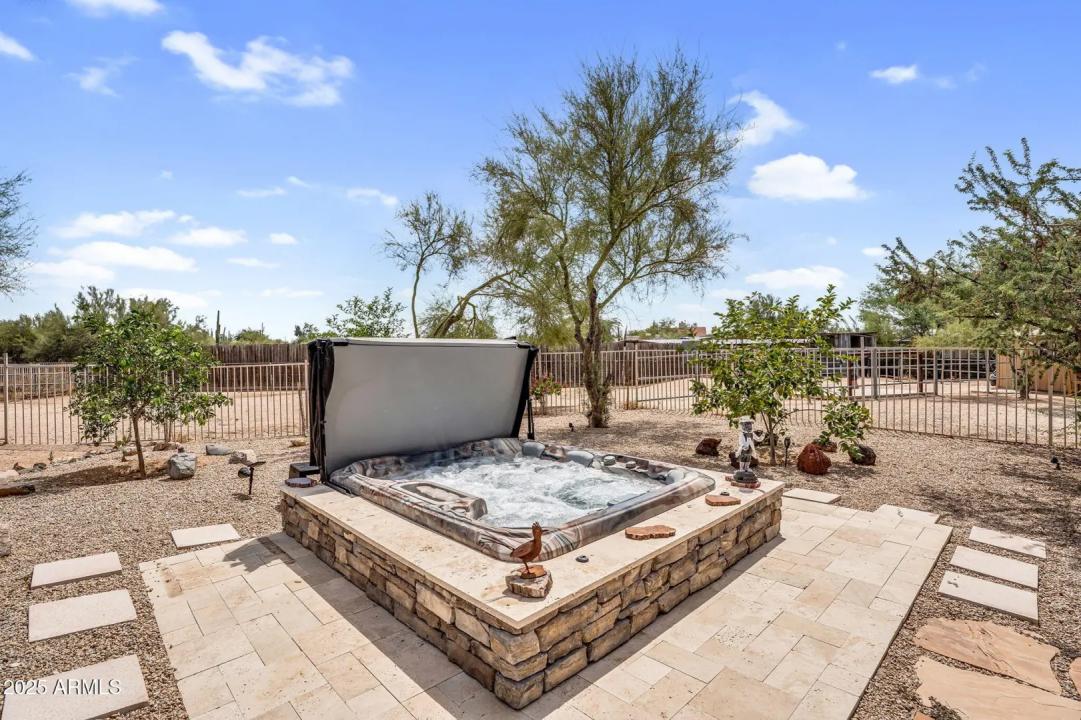 Real Estate Picture 37
