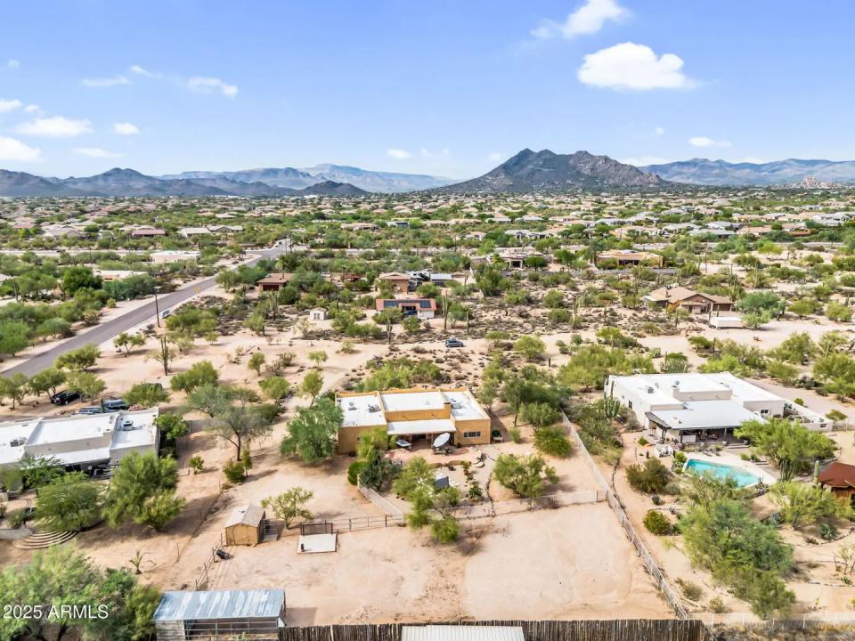 Real Estate Picture 53