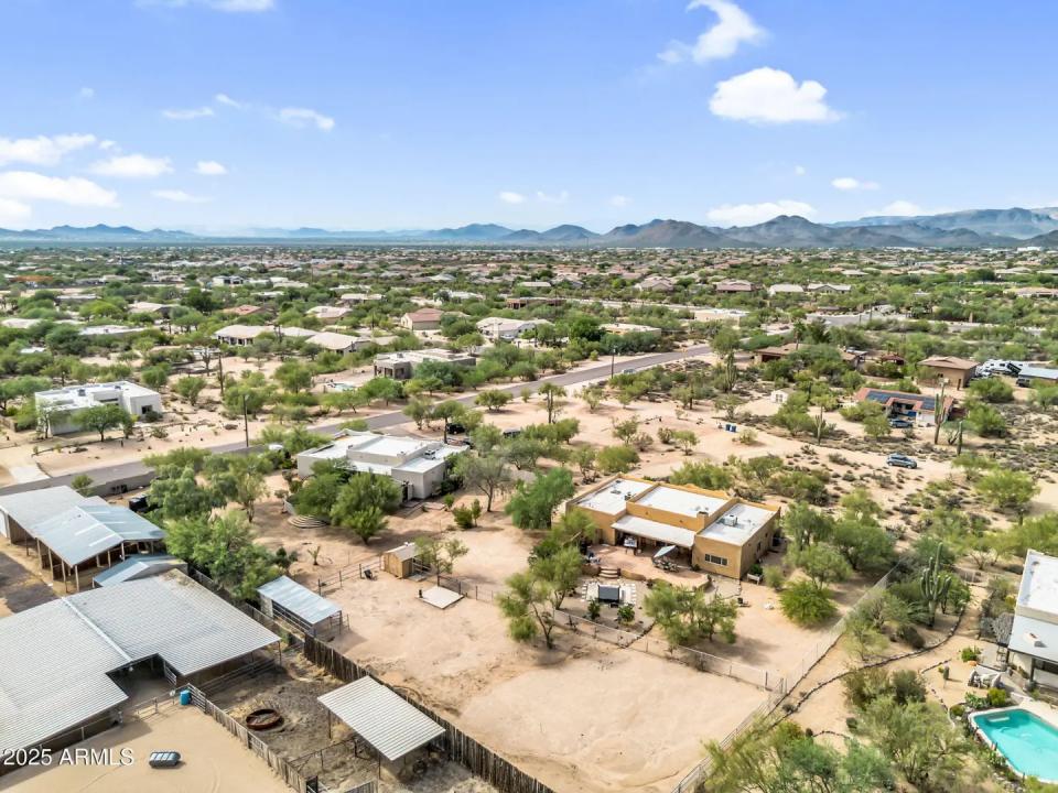 Real Estate Picture 54