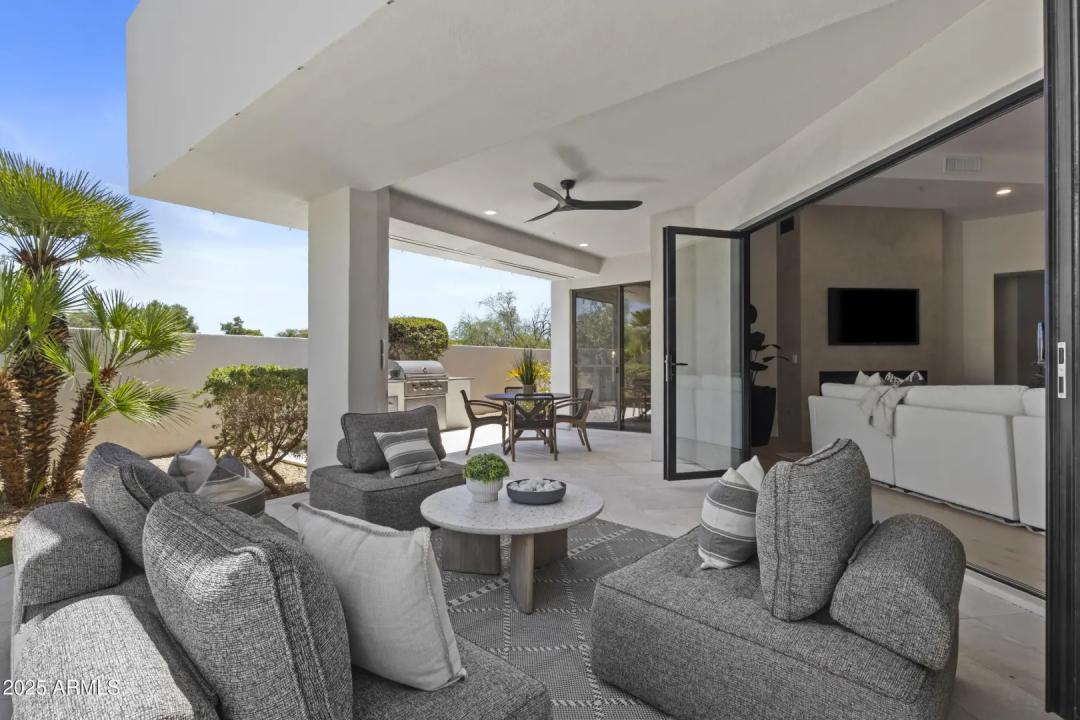 Real Estate Picture 15