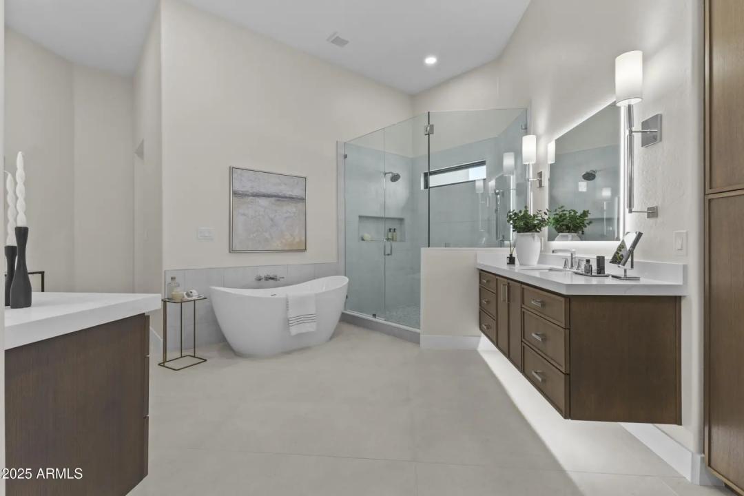 Real Estate Picture 21