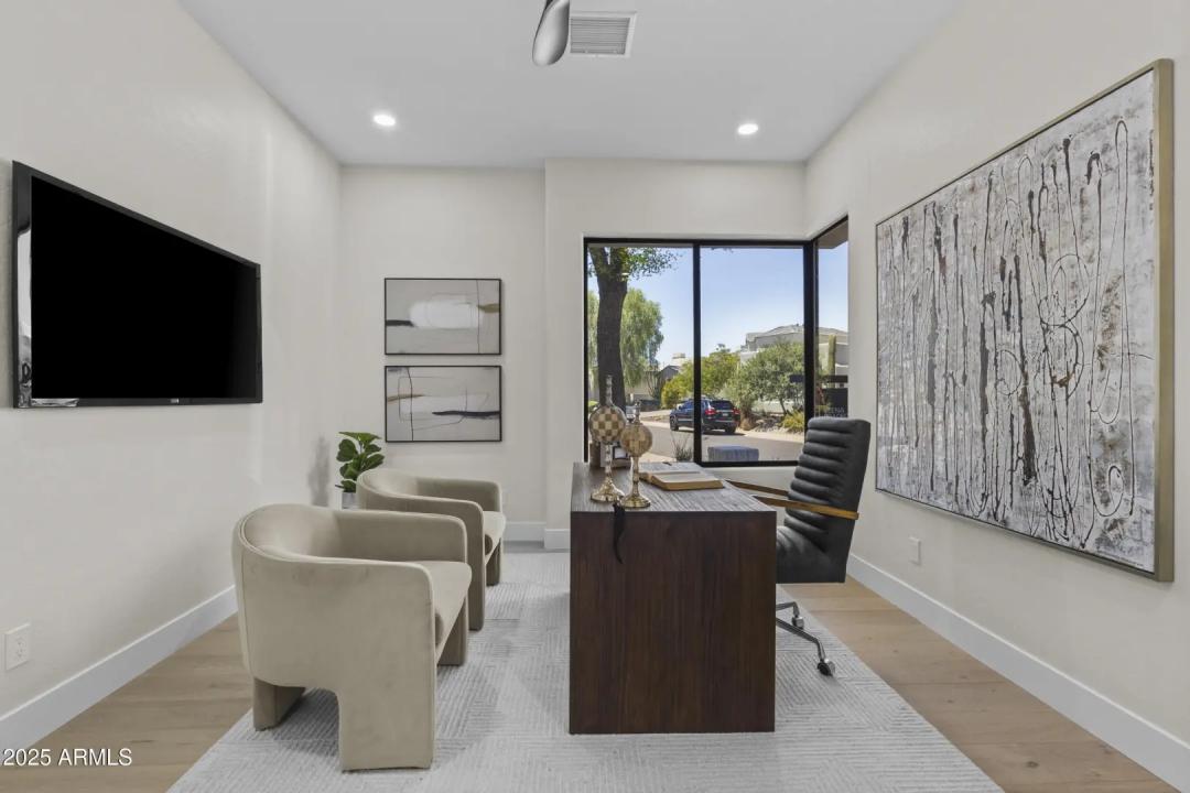 Real Estate Picture 25