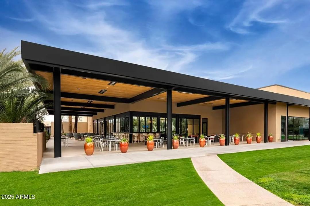 Real Estate Picture 37