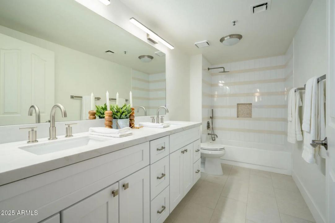 Real Estate Picture 20