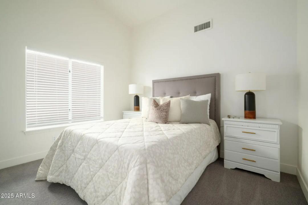 Real Estate Picture 19