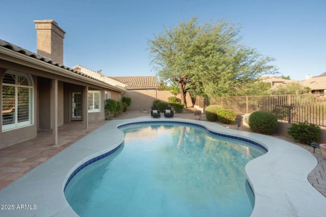 Real Estate Picture 25