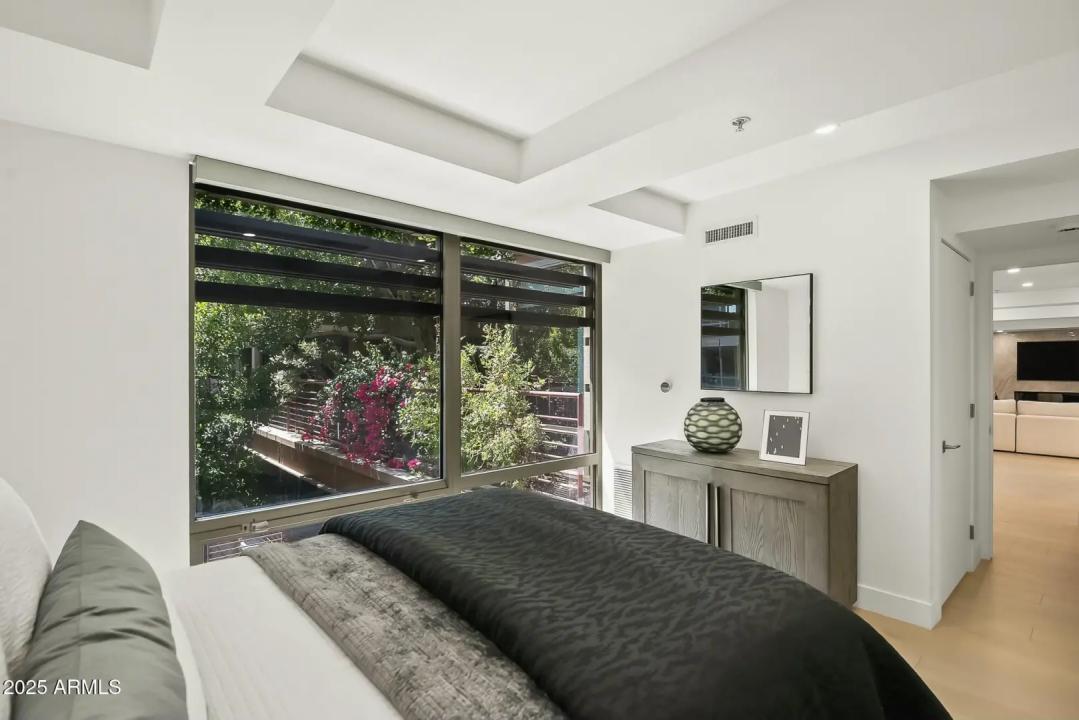 Real Estate Picture 35