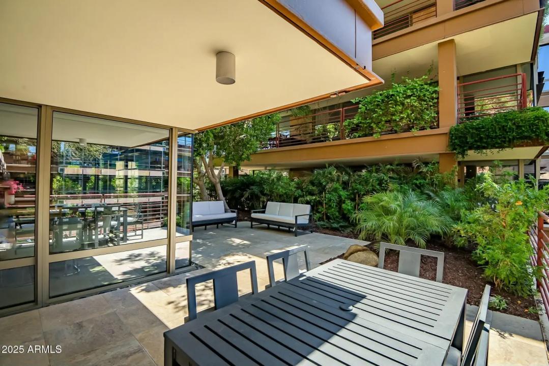 Real Estate Picture 40