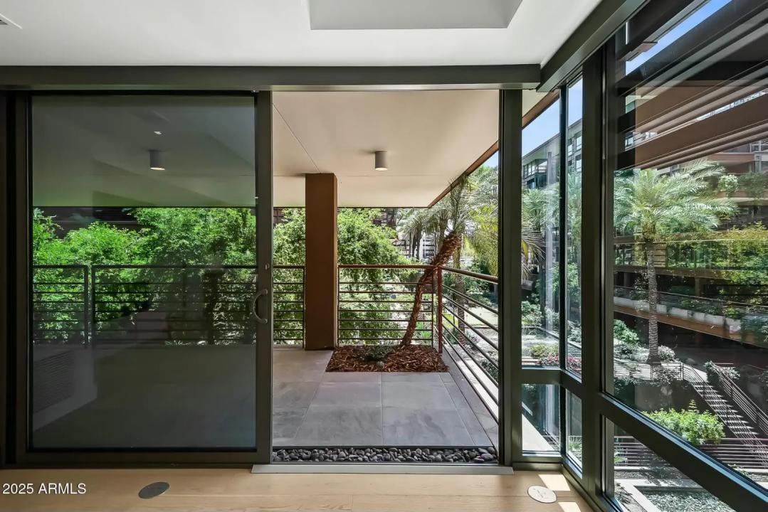 Real Estate Picture 23