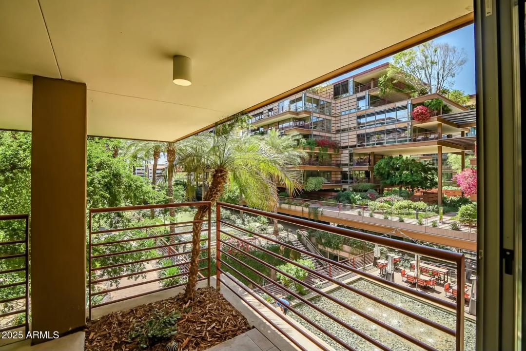 Real Estate Picture 25