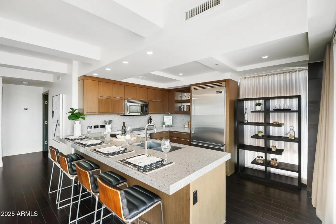 Real Estate Picture 2