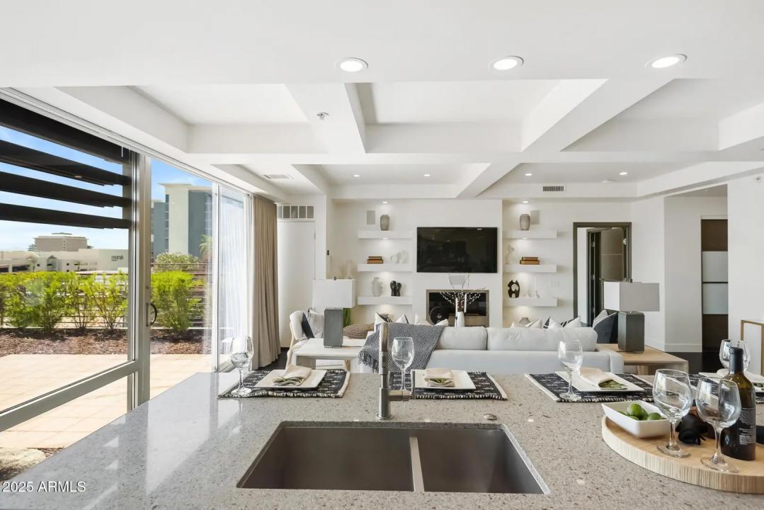 Real Estate Picture 5