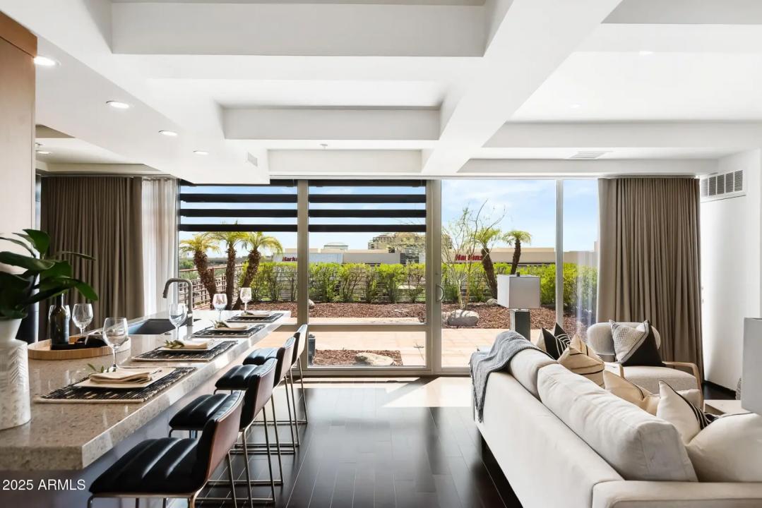 Real Estate Picture 8