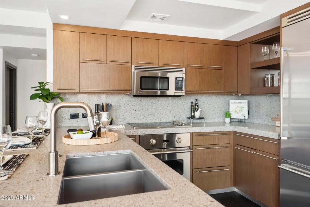 Real Estate Picture 13