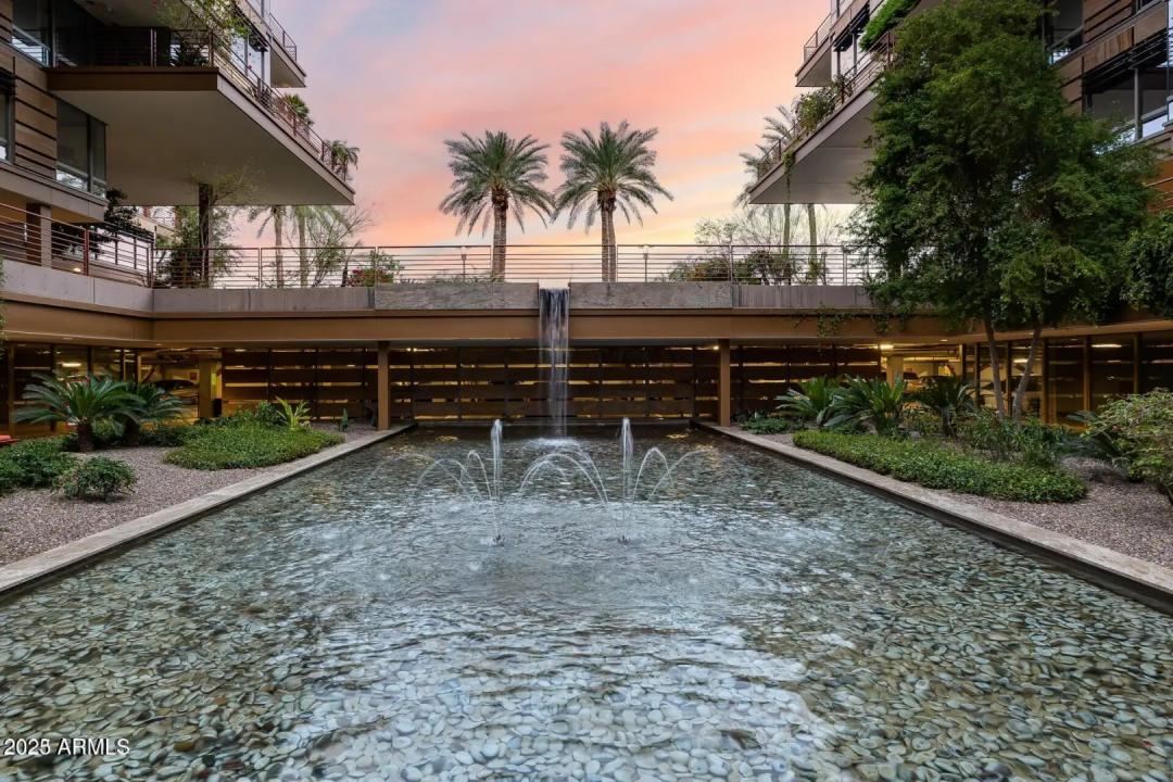 Real Estate Picture 32
