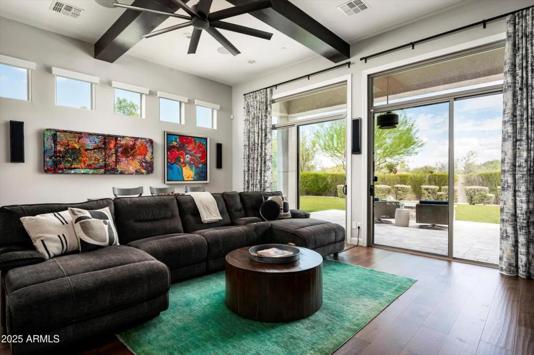 Real Estate Picture 20