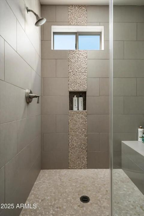 Real Estate Picture 26