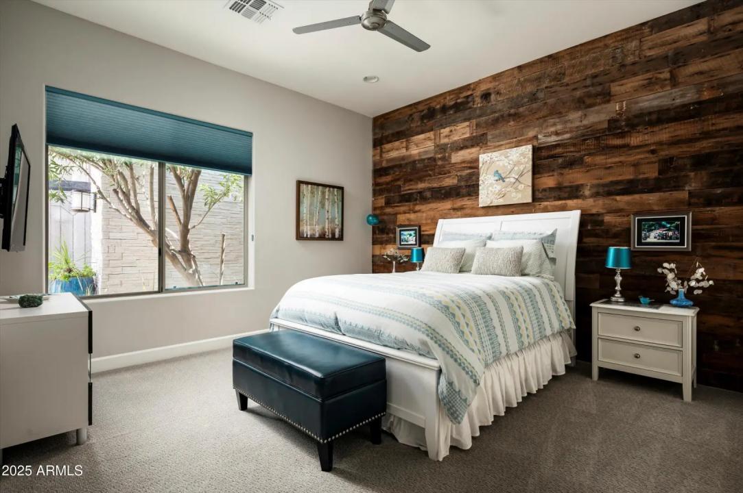 Real Estate Picture 21