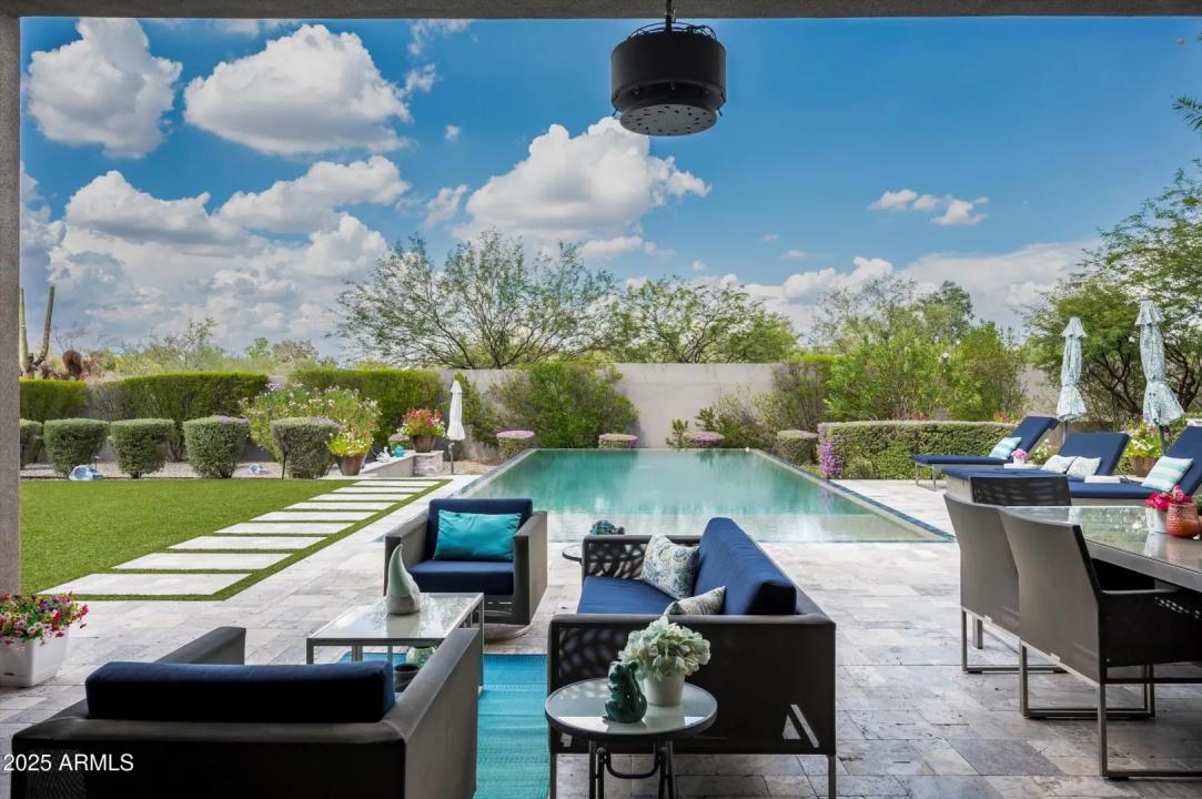 Real Estate Picture 37