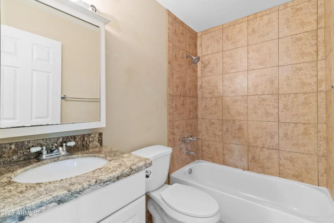 Real Estate Picture 19