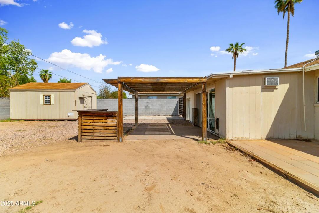 Real Estate Picture 28