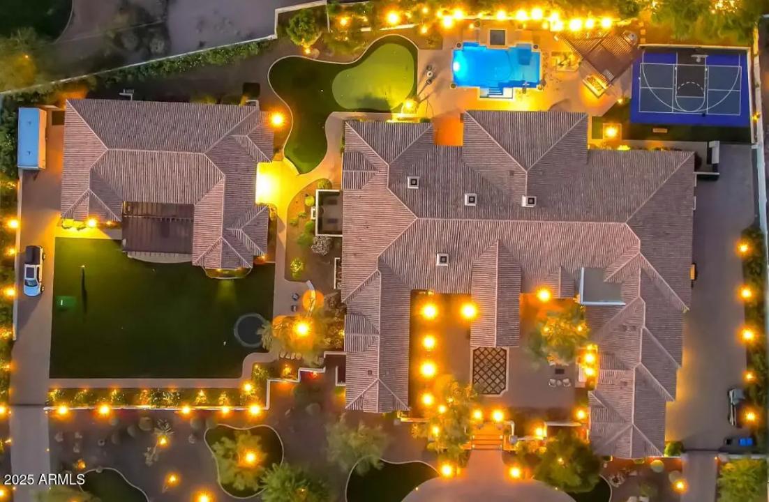 Real Estate Picture 2