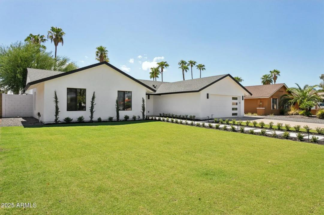 Real Estate Picture 2